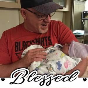 Meet your Posher, Dennis